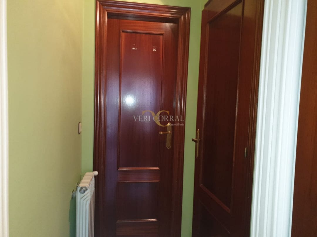 Commercial for sale in Llanes - € 280,000 (Ref: 9443513)