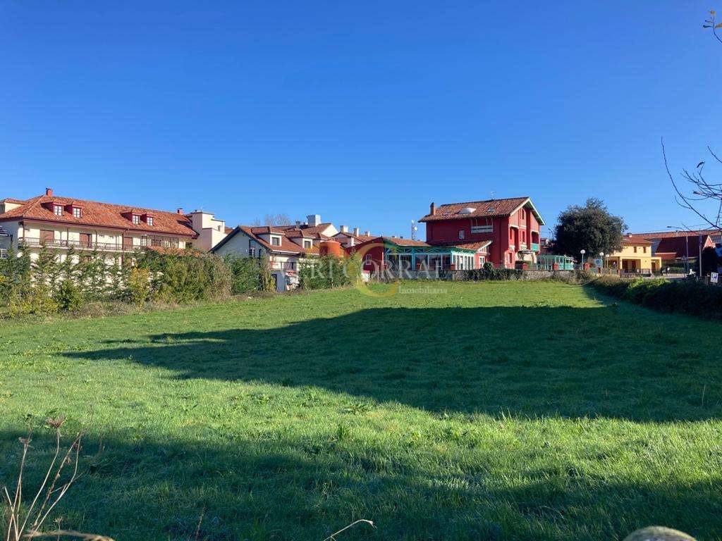 Teren niezagospodarowany na sprzedaż w Llanes - 1 000 000 € (Ref: 9443515)