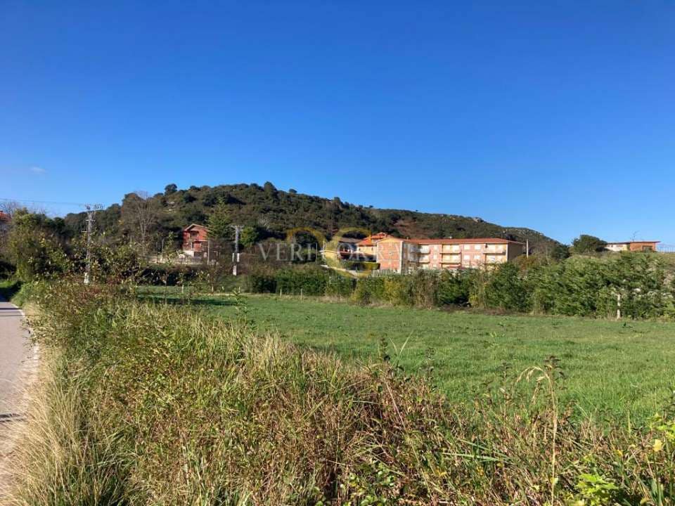 Teren niezagospodarowany na sprzedaż w Llanes - 1 000 000 € (Ref: 9443515)