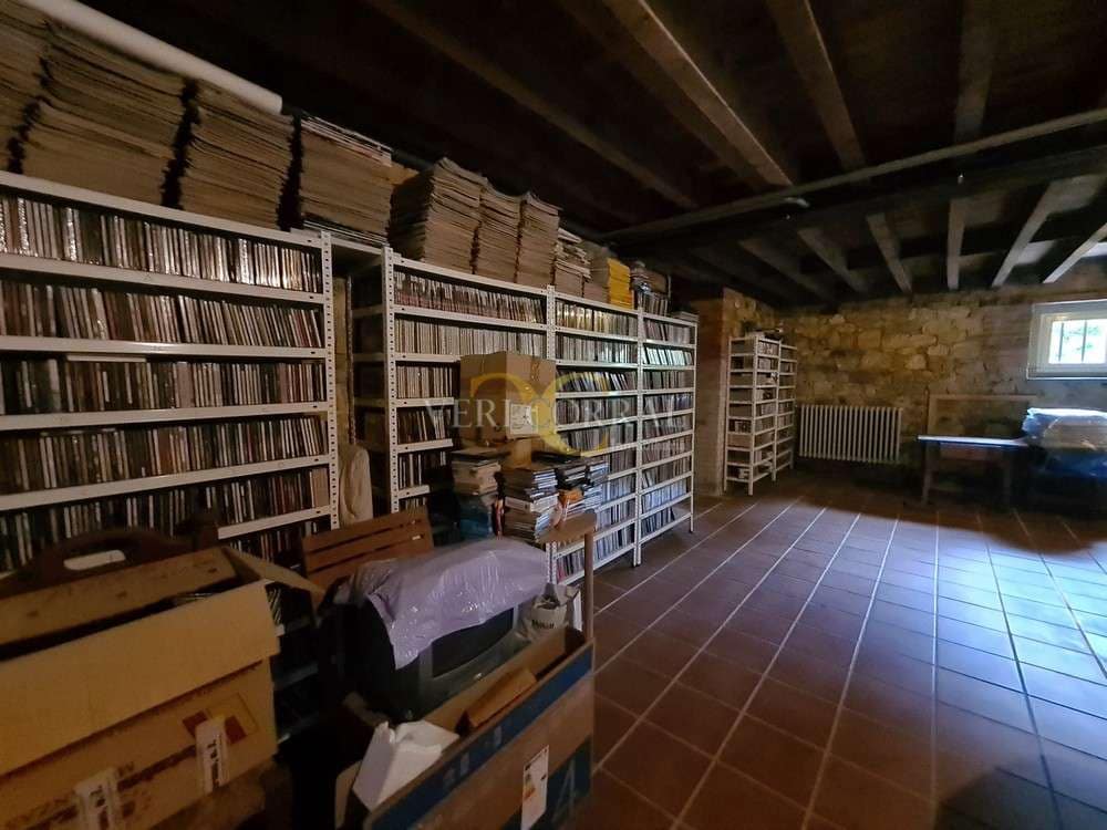 Chalet de 4 habitaciones en Piloña en venta - 1.450.000 € (Ref: 9443516)