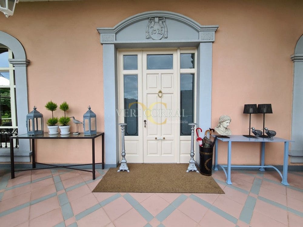 Chalet de 4 habitaciones en Piloña en venta - 1.450.000 € (Ref: 9443516)