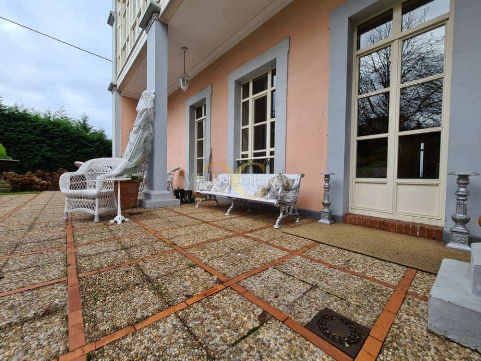 Chalet de 4 habitaciones en Piloña en venta - 1.450.000 € (Ref: 9443516)