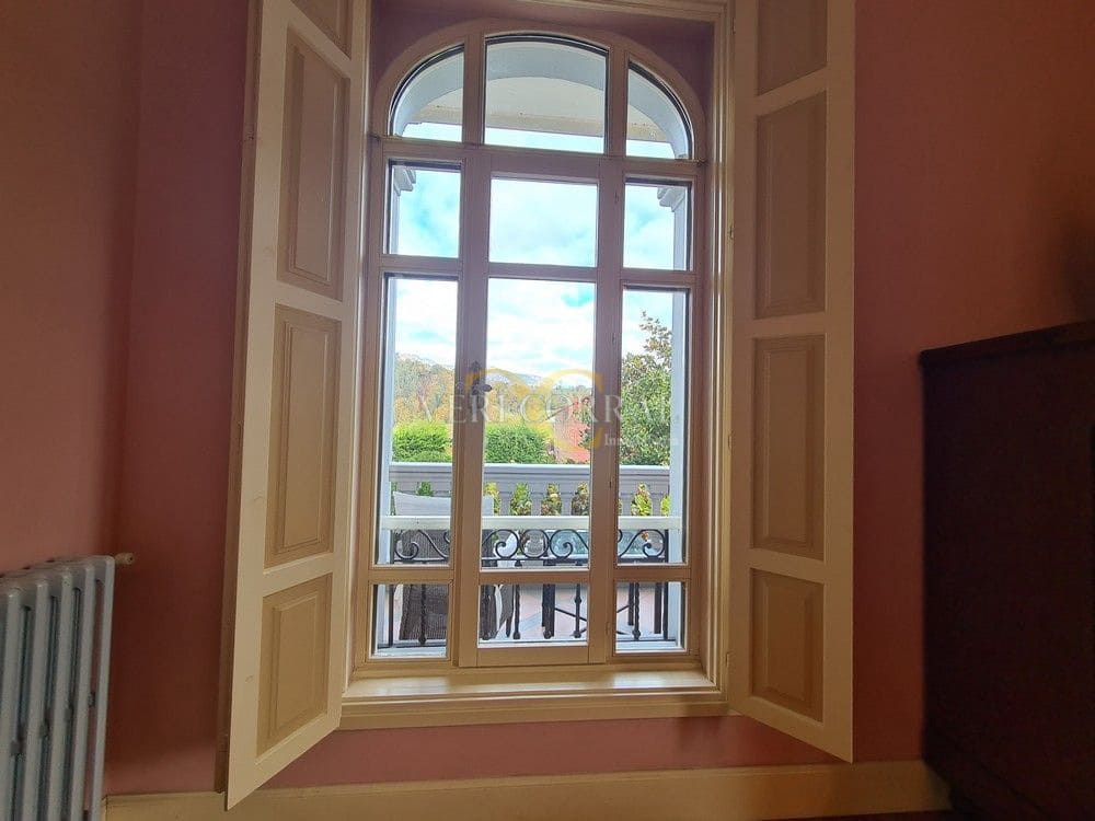 Chalet de 4 habitaciones en Piloña en venta - 1.450.000 € (Ref: 9443516)