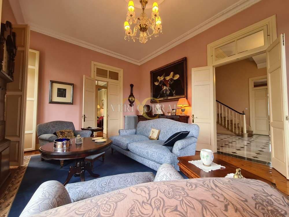 Chalet de 4 habitaciones en Piloña en venta - 1.450.000 € (Ref: 9443516)