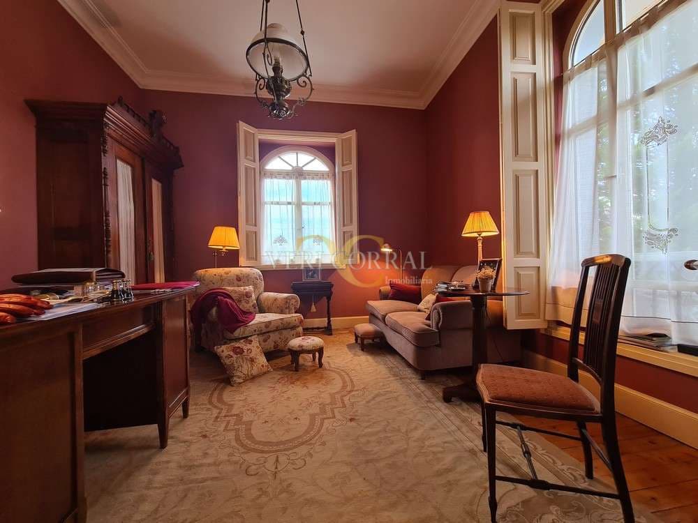 Chalet de 4 habitaciones en Piloña en venta - 1.450.000 € (Ref: 9443516)