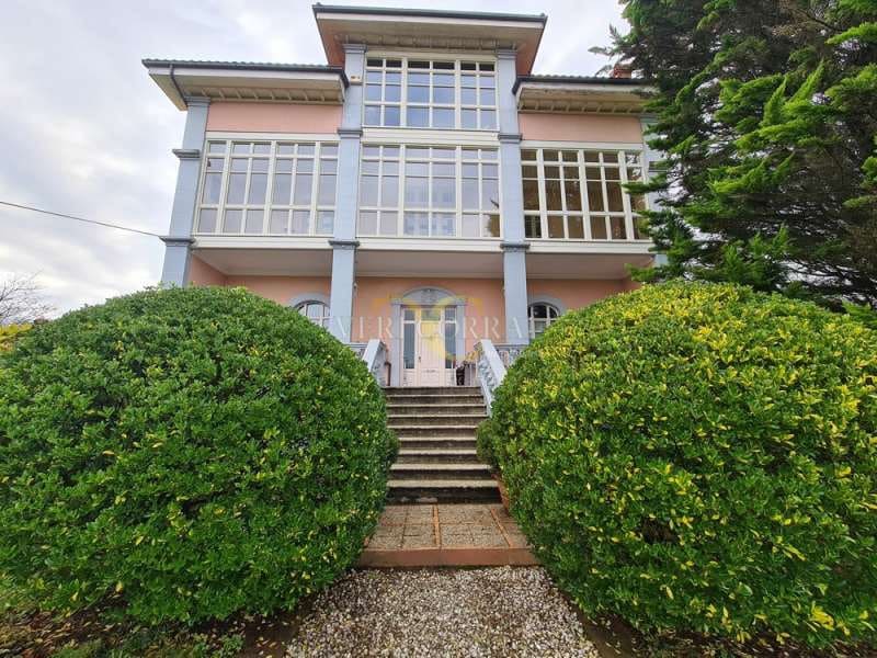 Chalet de 4 habitaciones en Piloña en venta - 1.450.000 € (Ref: 9443516)