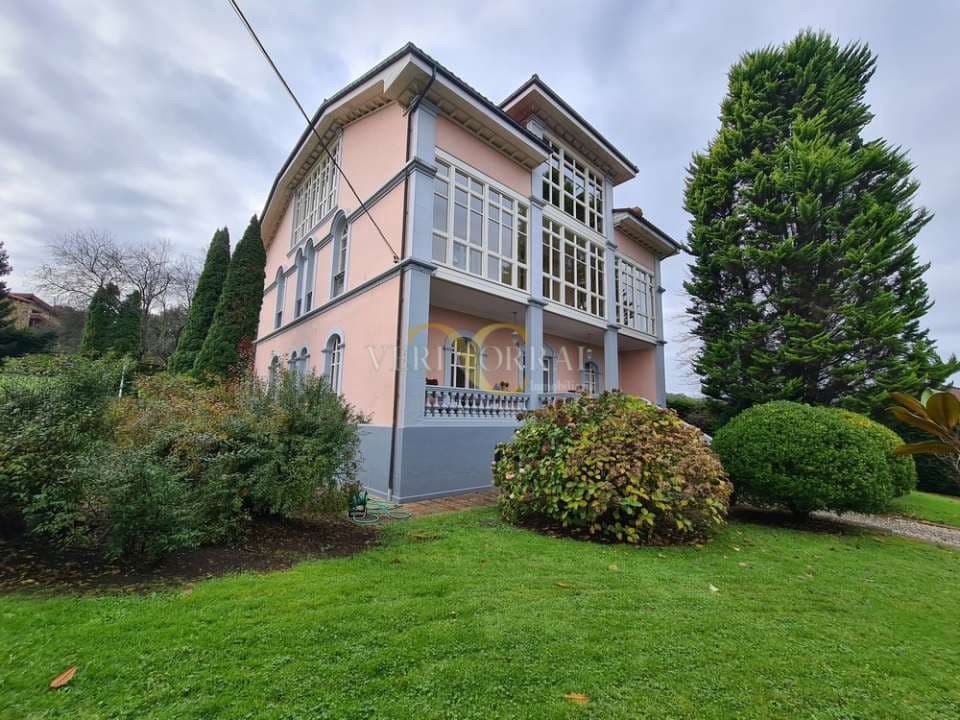 Chalet de 4 habitaciones en Piloña en venta - 1.450.000 € (Ref: 9443516)