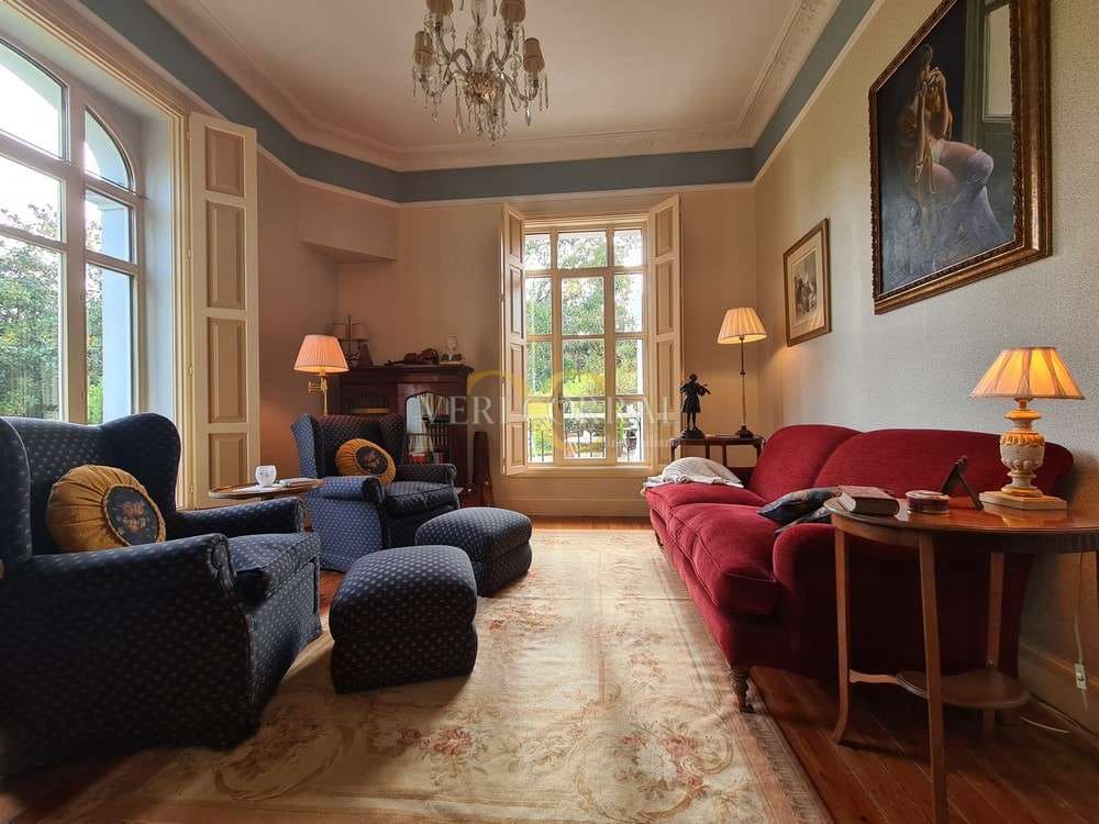 Chalet de 4 habitaciones en Piloña en venta - 1.450.000 € (Ref: 9443516)