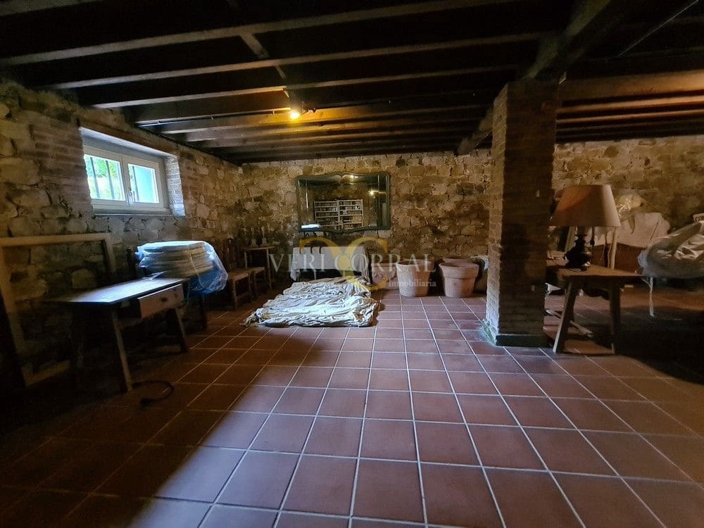 Chalet de 4 habitaciones en Piloña en venta - 1.450.000 € (Ref: 9443516)