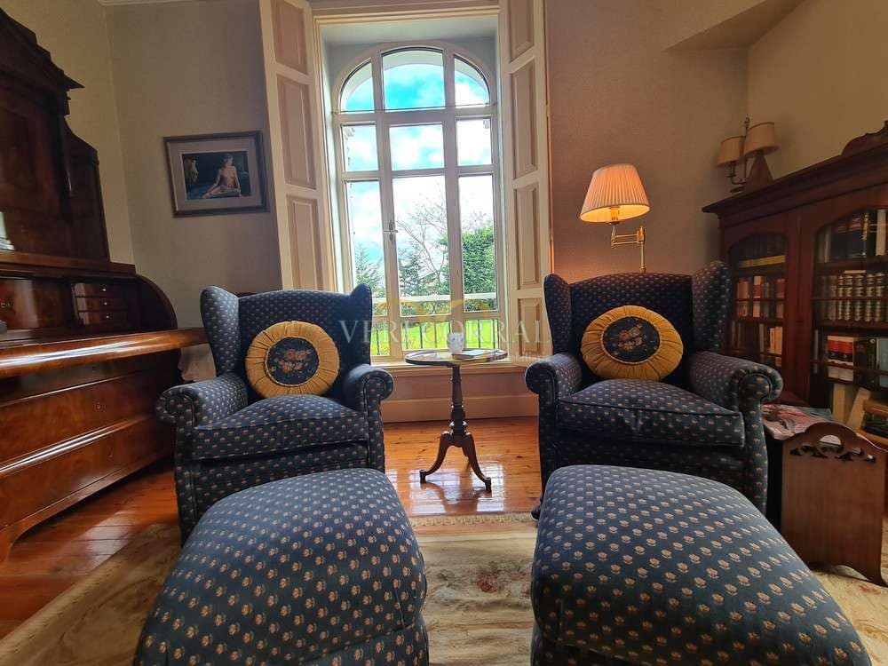 Chalet de 4 habitaciones en Piloña en venta - 1.450.000 € (Ref: 9443516)