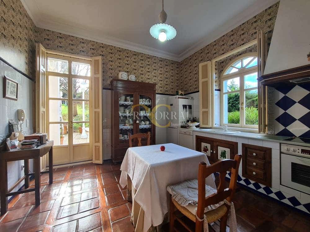 Chalet de 4 habitaciones en Piloña en venta - 1.450.000 € (Ref: 9443516)