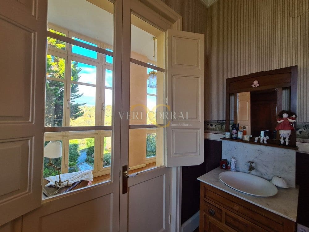 Chalet de 4 habitaciones en Piloña en venta - 1.450.000 € (Ref: 9443516)