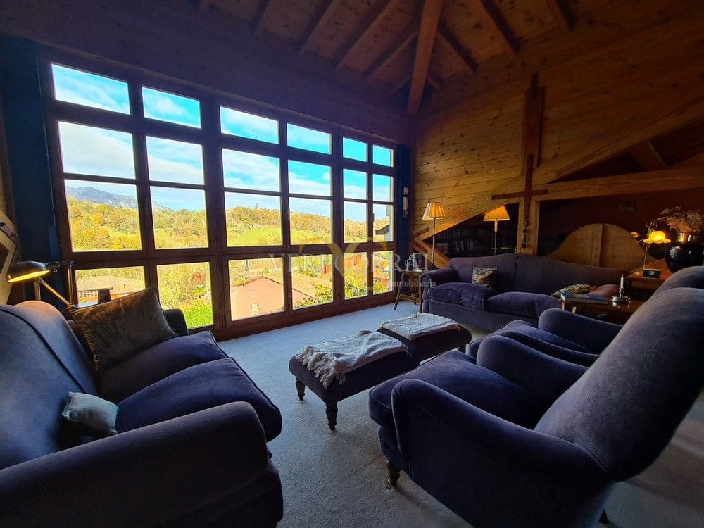 Chalet de 4 habitaciones en Piloña en venta - 1.450.000 € (Ref: 9443516)