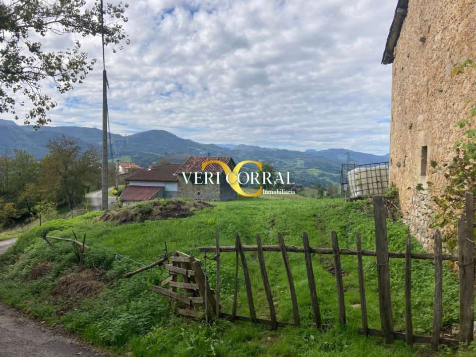 2 bedroom Townhouse for sale in Cangas de Onis - € 58,000 (Ref: 9443519)