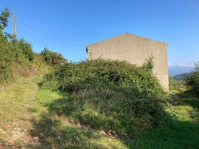 2 bedroom Townhouse for sale in Llastres, Colunga - € 60,000 (Ref: 9443520)