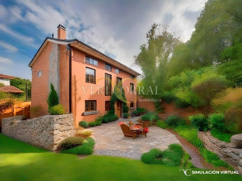 2 bedroom Townhouse for sale in Llanes - € 120,000 (Ref: 9443521)