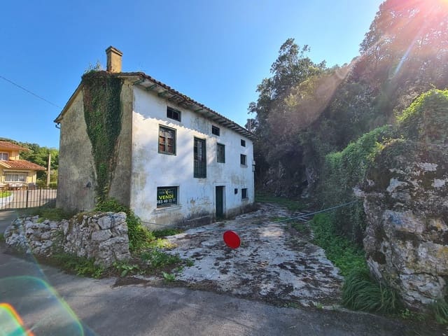2 bedroom Townhouse for sale in Llanes - € 120,000 (Ref: 9443521)