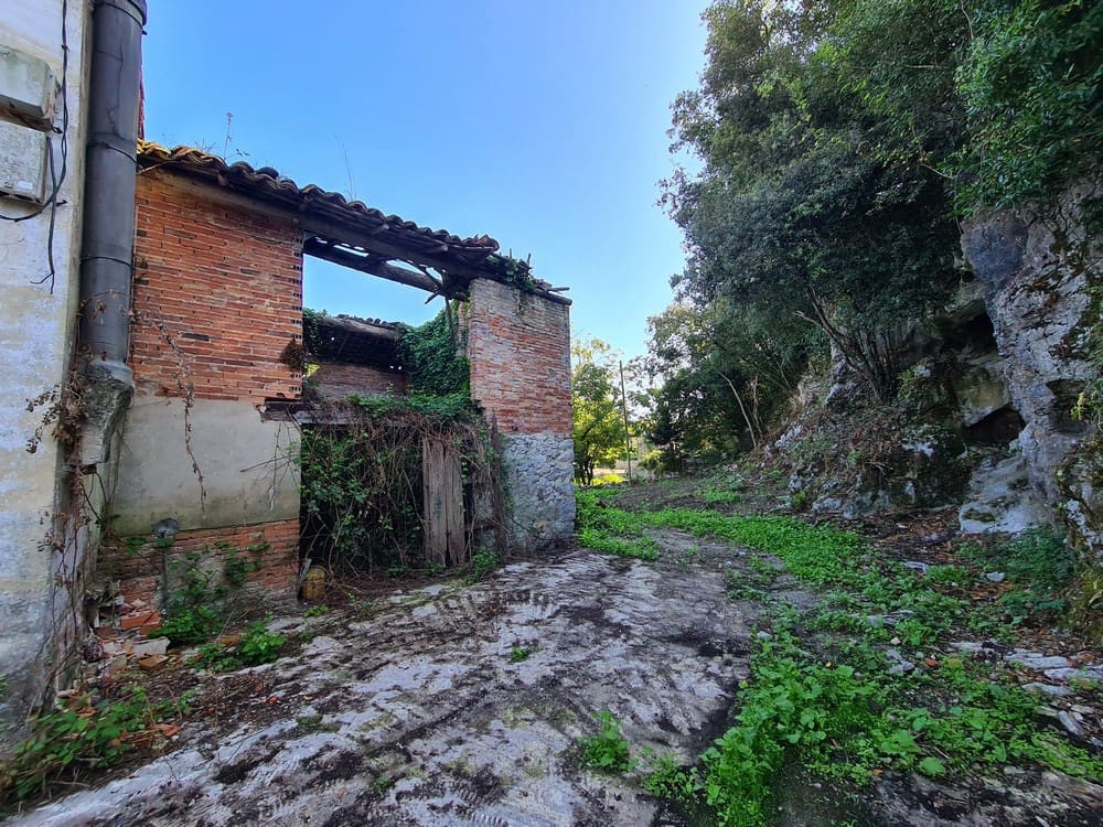 2 bedroom Townhouse for sale in Llanes - € 120,000 (Ref: 9443521)