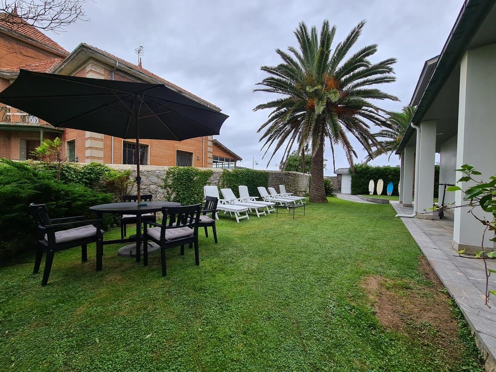 7 bedroom Villa for sale in Ribadesella - € 3,500,000 (Ref: 9443522)