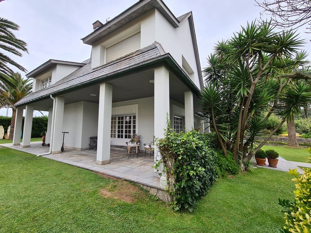 7 bedroom Villa for sale in Ribadesella - € 3,500,000 (Ref: 9443522)