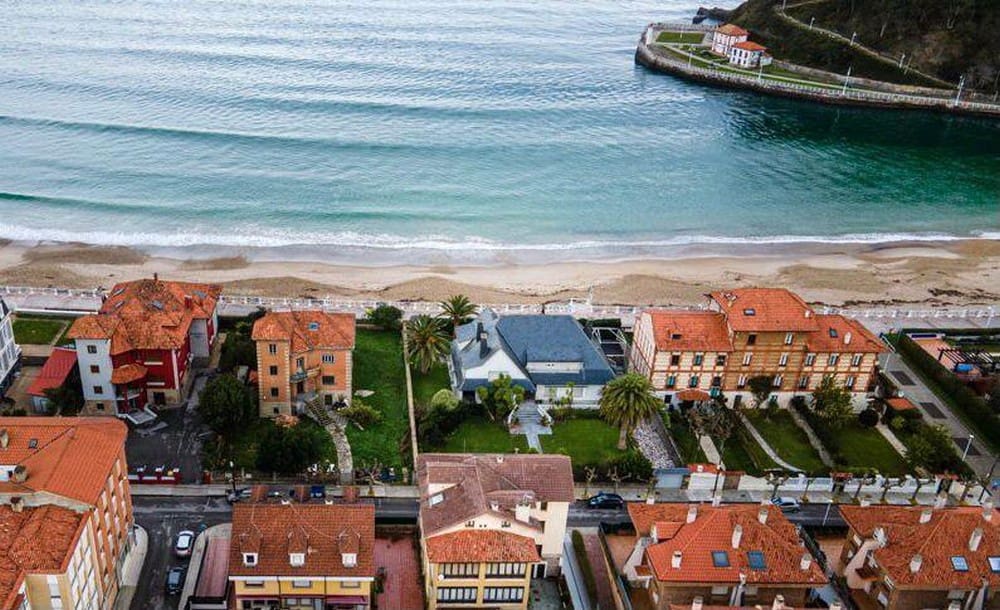 7 bedroom Villa for sale in Ribadesella - € 3,500,000 (Ref: 9443522)