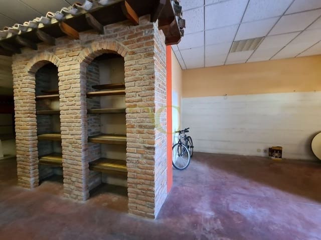 Commercial for sale in Llanes - € 475,000 (Ref: 9443524)