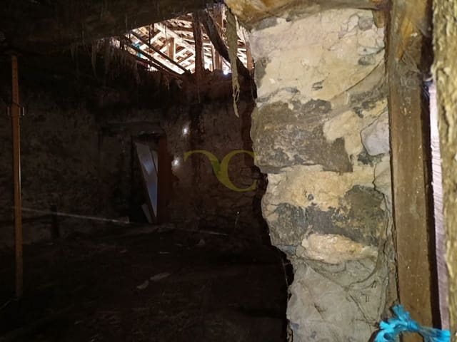 2 bedroom Townhouse for sale in Llanes - € 49,000 (Ref: 9443530)