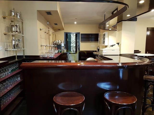 1 bedroom Restaurant/Bar for sale in Llanes - € 180,000 (Ref: 9443531)