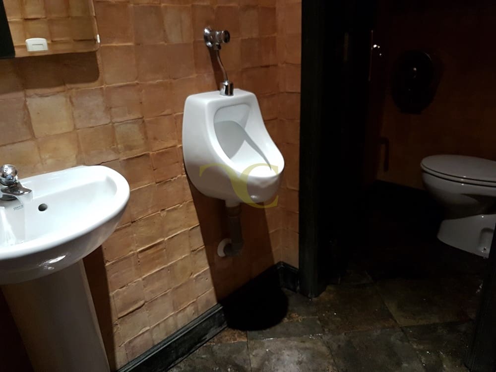 1 bedroom Restaurant/Bar for sale in Llanes - € 180,000 (Ref: 9443531)