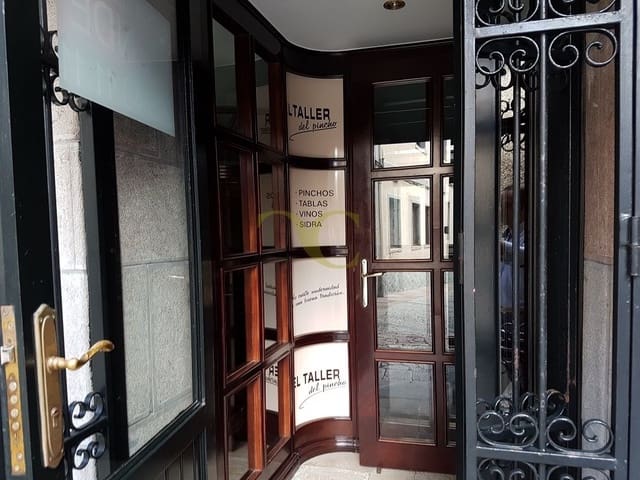 1 bedroom Restaurant/Bar for sale in Llanes - € 180,000 (Ref: 9443531)