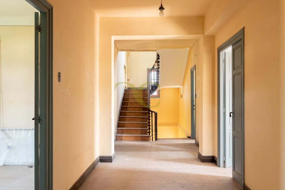 9 bedroom Townhouse for sale in Llanes - € 1,040,000 (Ref: 9443532)