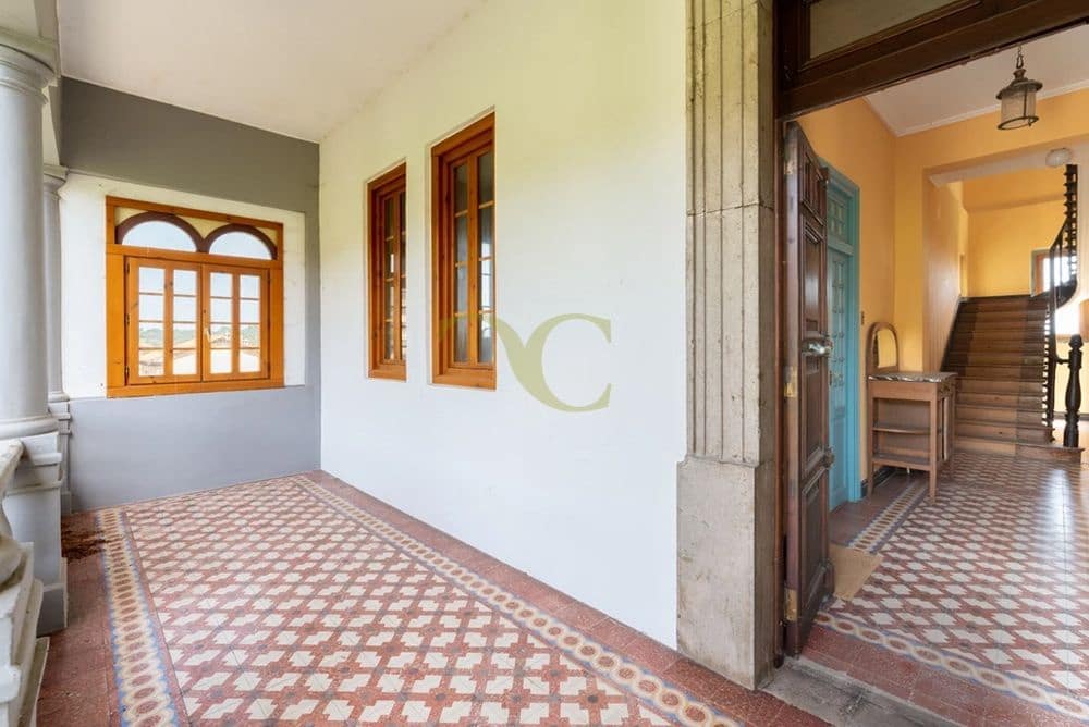 9 bedroom Townhouse for sale in Llanes - € 1,040,000 (Ref: 9443532)