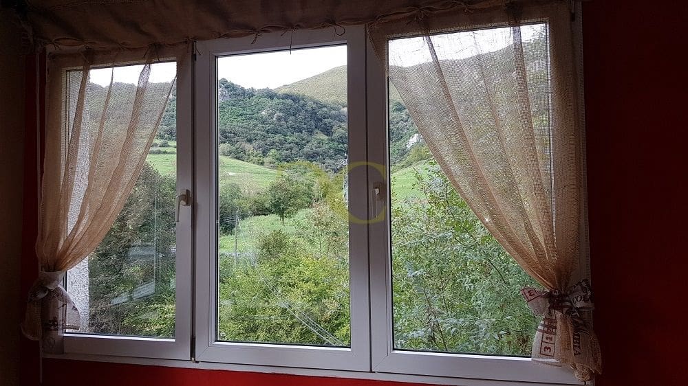 Restaurant/Bar for sale in Cabrales - € 395,000 (Ref: 9443533)