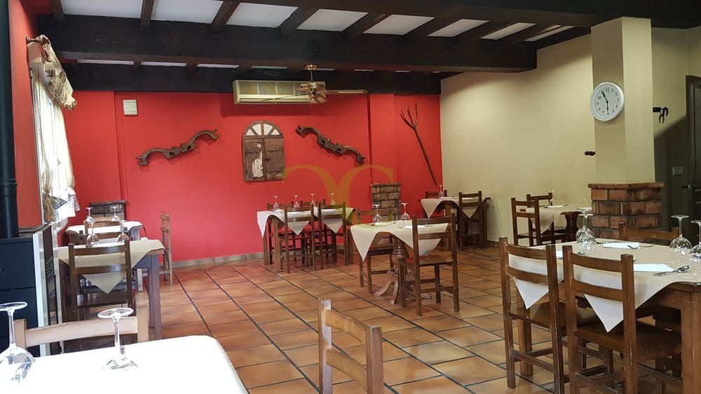Restaurant/Bar for sale in Cabrales - € 395,000 (Ref: 9443533)