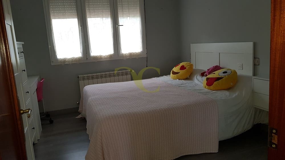 Restaurant/Bar for sale in Cabrales - € 395,000 (Ref: 9443533)