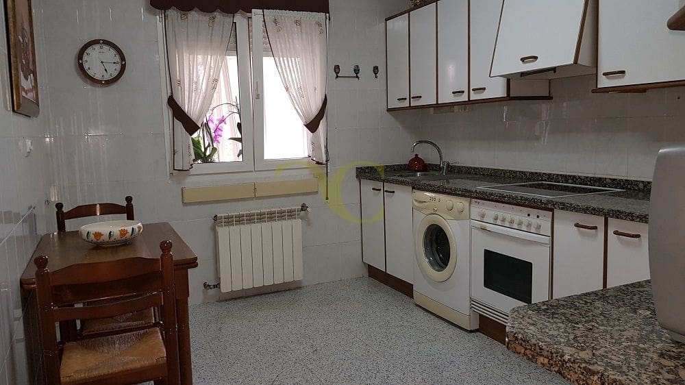 Restaurant/Bar for sale in Cabrales - € 395,000 (Ref: 9443533)