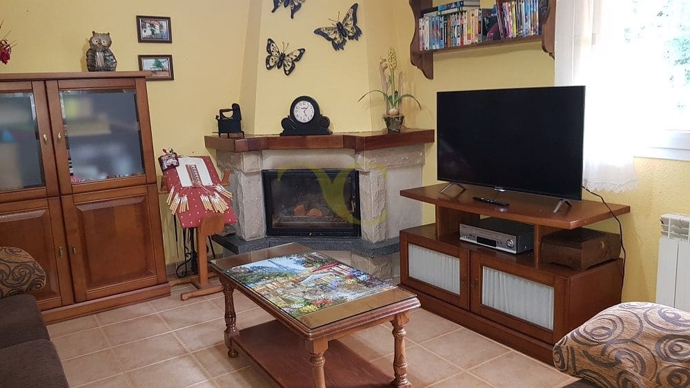 Restaurant/Bar for sale in Cabrales - € 395,000 (Ref: 9443533)