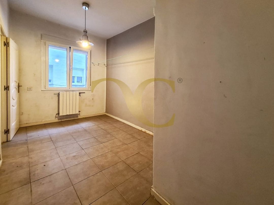 4 makuuhuone Asunto myytävänä paikassa Oviedo - 175 000 € (Ref: 9450013)