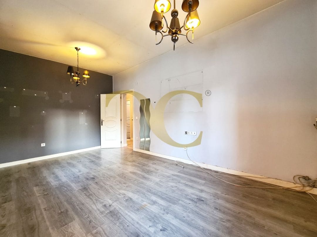 4 makuuhuone Asunto myytävänä paikassa Oviedo - 175 000 € (Ref: 9450013)