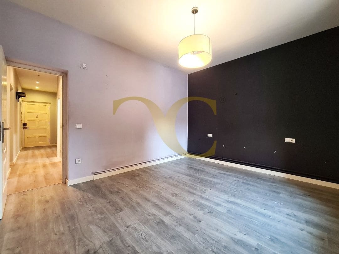 4 makuuhuone Asunto myytävänä paikassa Oviedo - 175 000 € (Ref: 9450013)