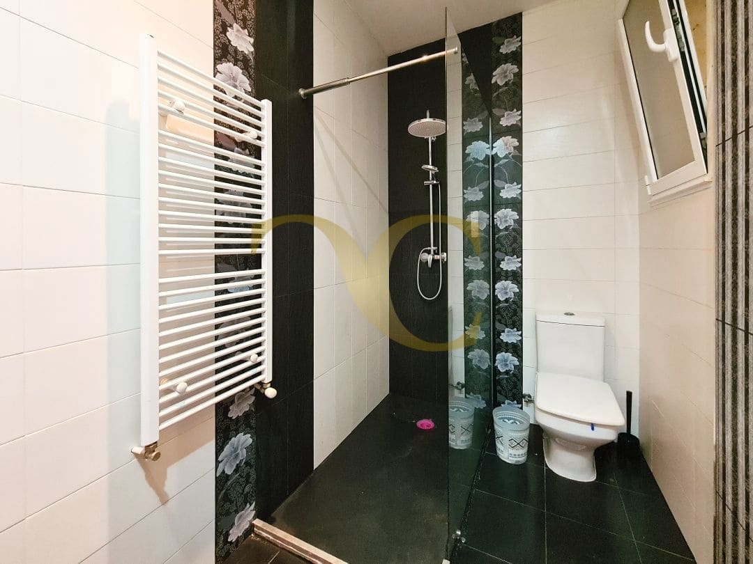 4 makuuhuone Asunto myytävänä paikassa Oviedo - 175 000 € (Ref: 9450013)