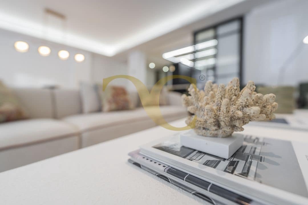 4 bedroom Flat for sale in Madrid city - € 3,750,000 (Ref: 9467726)