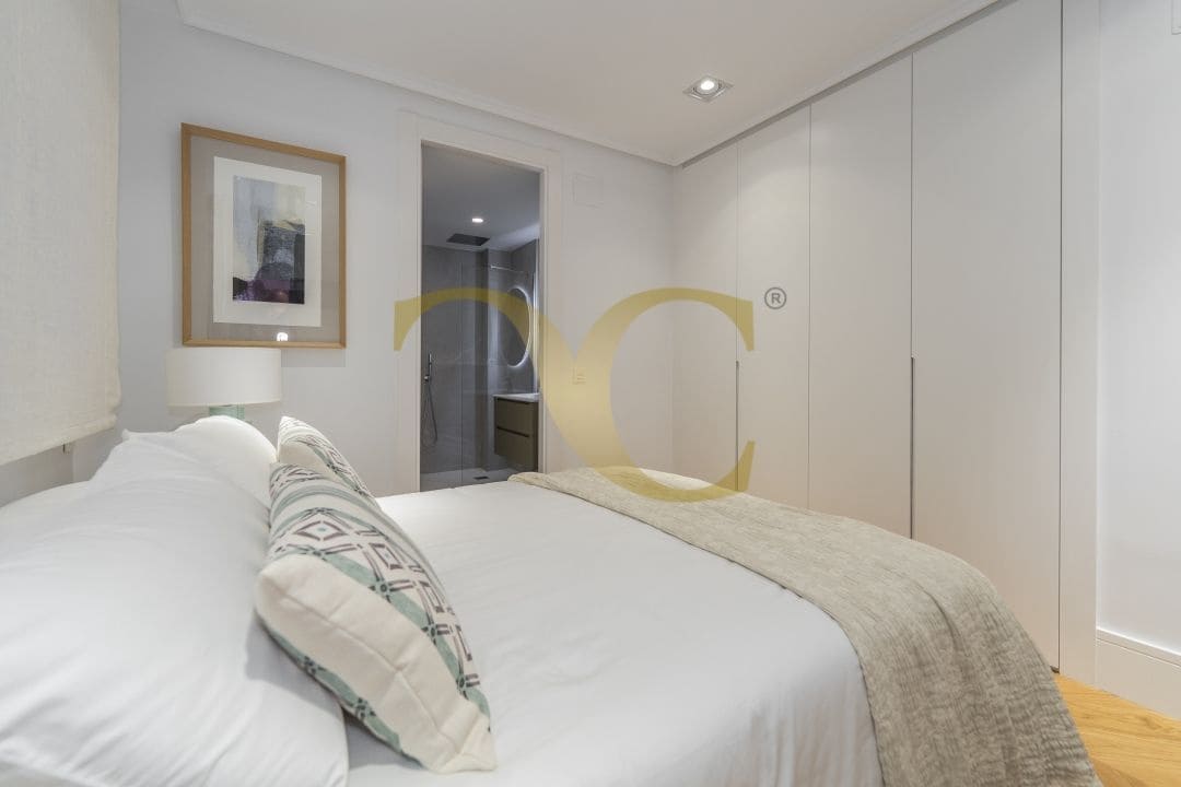 4 bedroom Flat for sale in Madrid city - € 3,750,000 (Ref: 9467726)