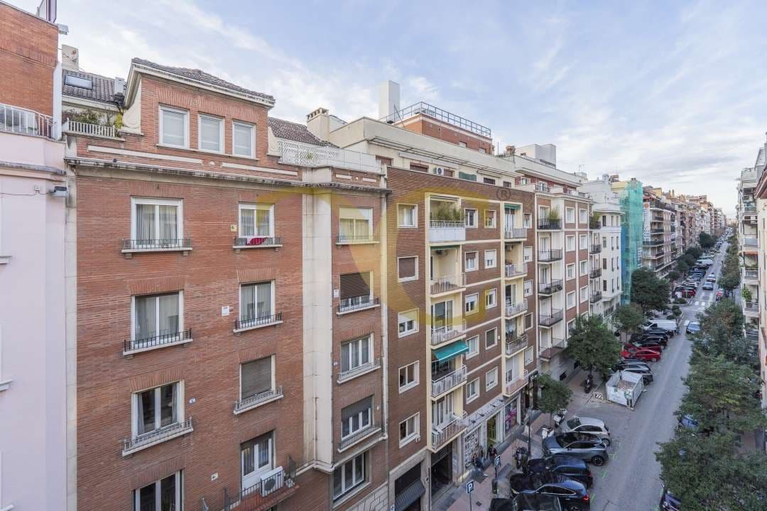 4 bedroom Flat for sale in Madrid city - € 3,750,000 (Ref: 9467726)