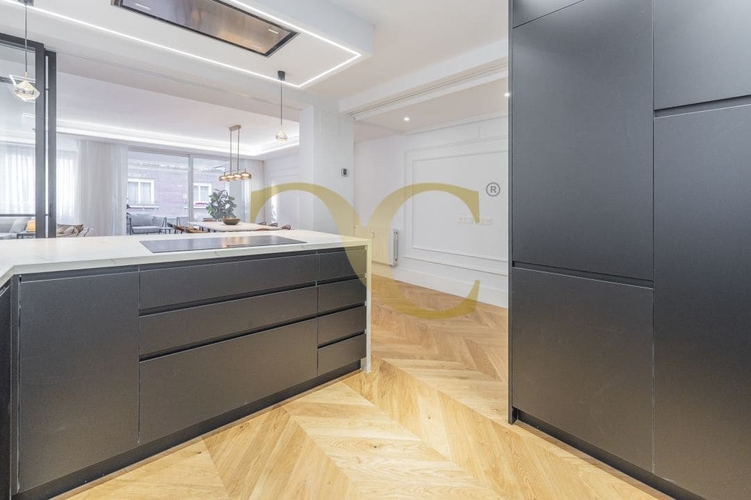 4 bedroom Flat for sale in Madrid city - € 3,750,000 (Ref: 9467726)