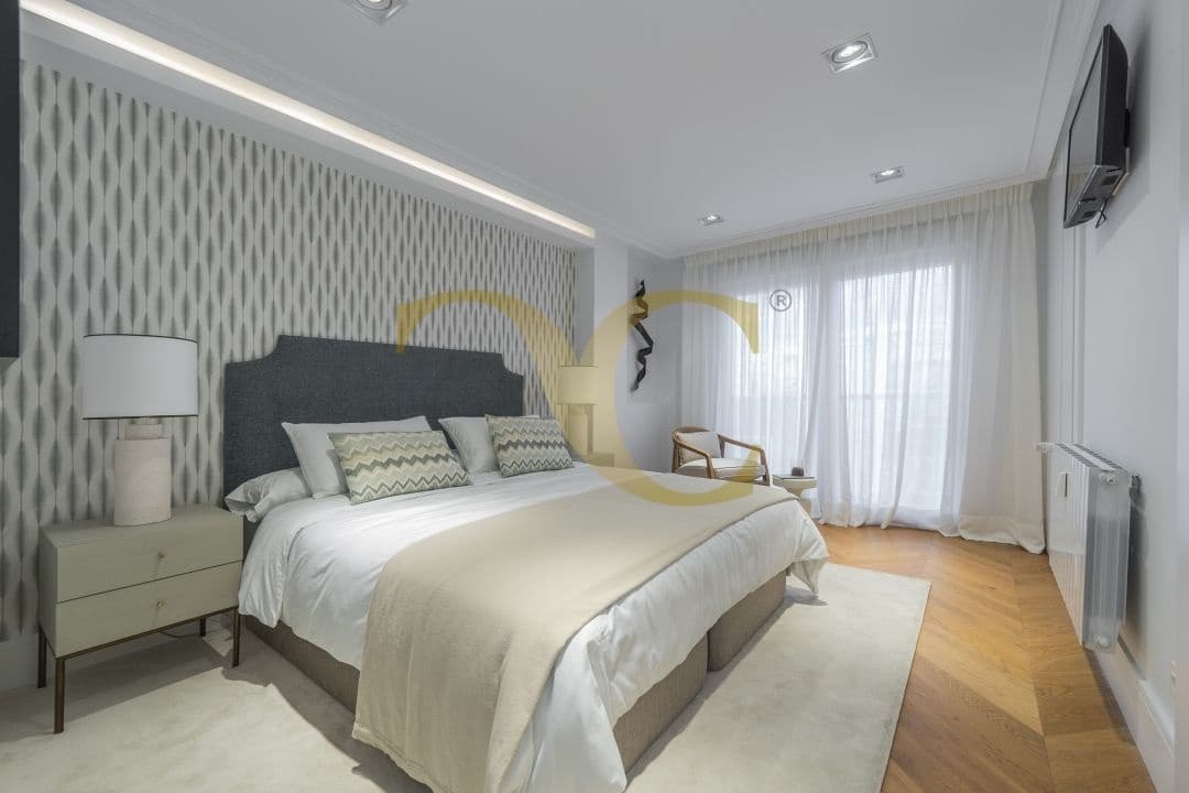 4 bedroom Flat for sale in Madrid city - € 3,750,000 (Ref: 9467726)