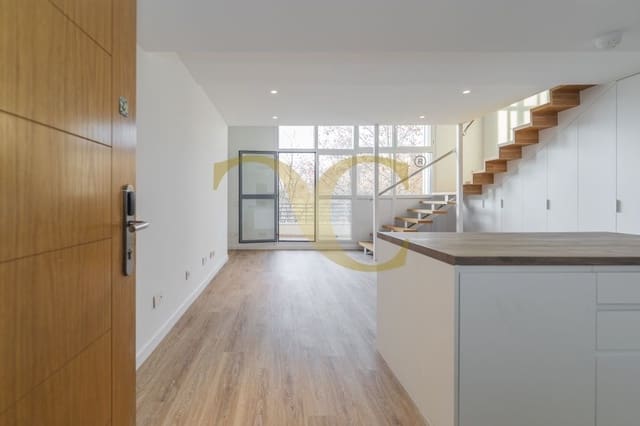 Loft de 1 habitación en San Sebastián de los Reyes en venta con piscina - 350.000 € (Ref: 9470000)