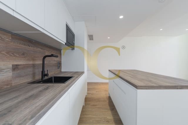 Loft de 1 habitación en San Sebastián de los Reyes en venta con piscina - 350.000 € (Ref: 9470000)