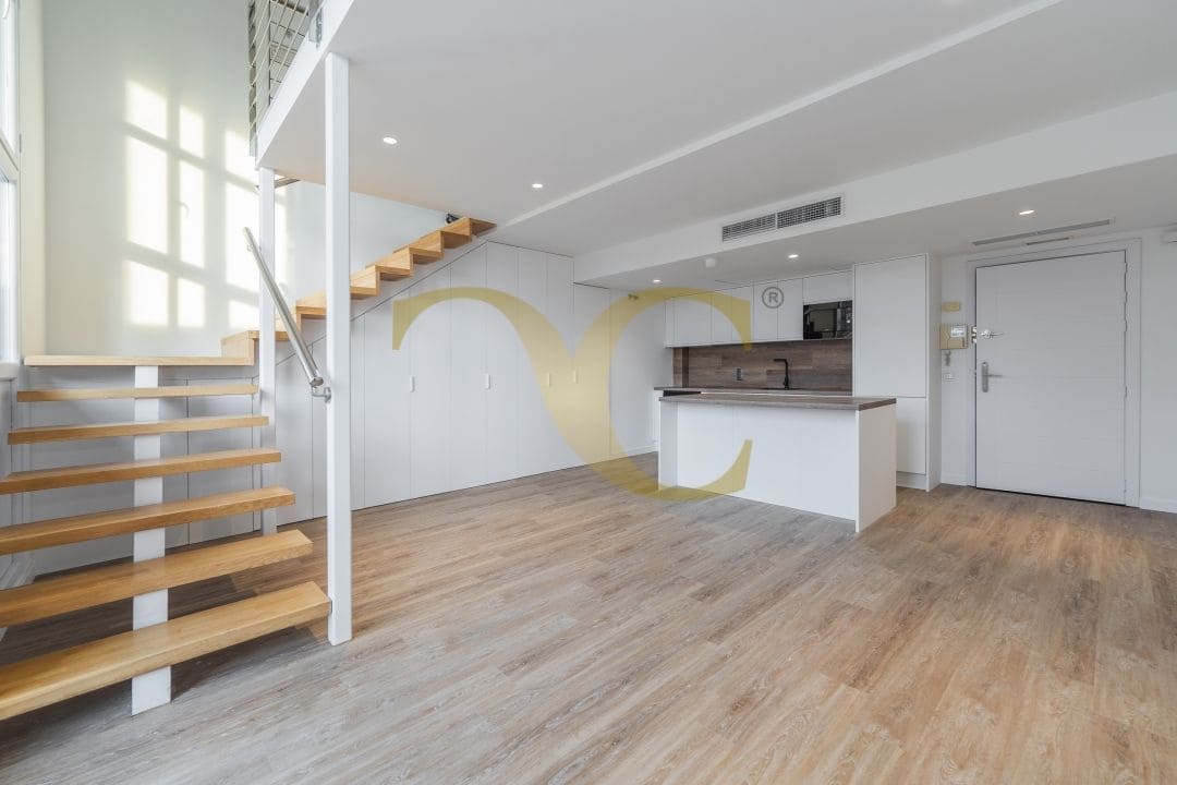 Loft de 1 habitación en San Sebastián de los Reyes en venta con piscina - 350.000 € (Ref: 9470000)