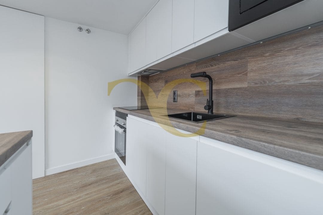 Loft de 1 habitación en San Sebastián de los Reyes en venta con piscina - 350.000 € (Ref: 9470000)